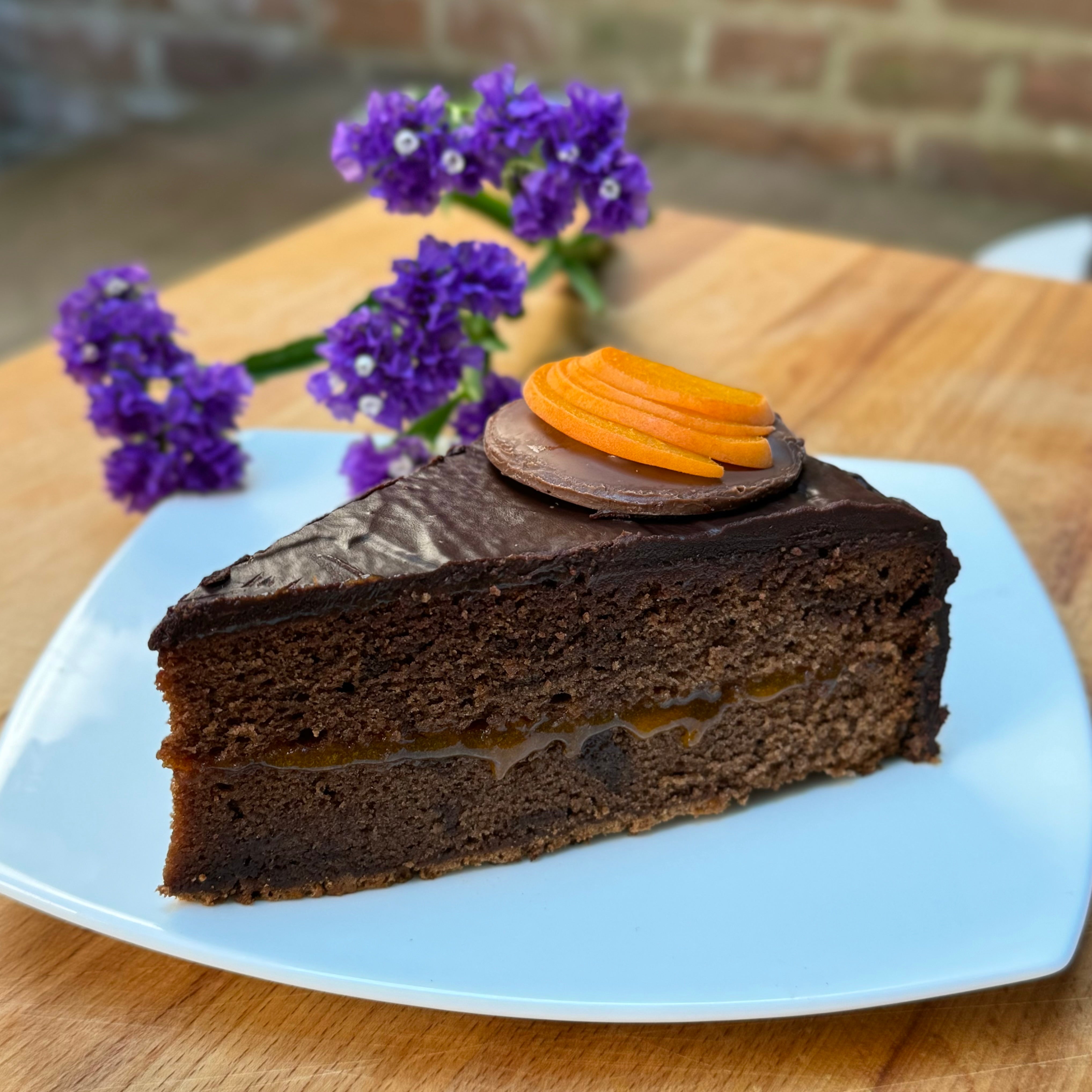 Sachertorte – The twisted chef