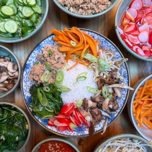 Bibimbap with salmon