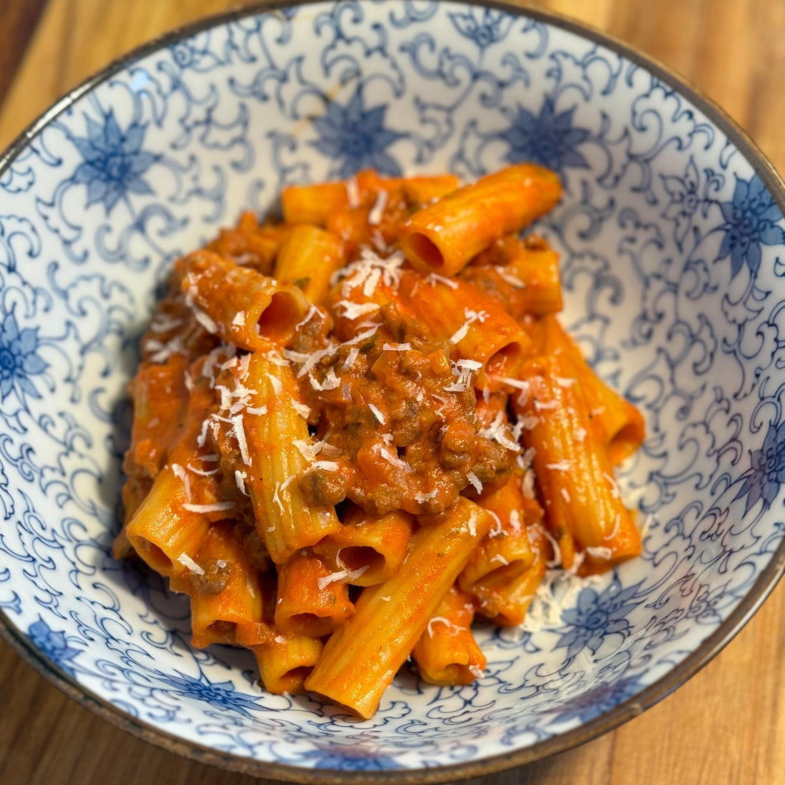 Creamy beef rigatoni