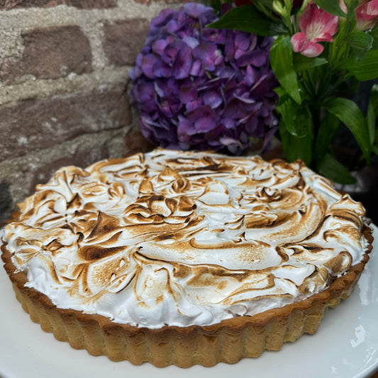 Lemon meringue cake